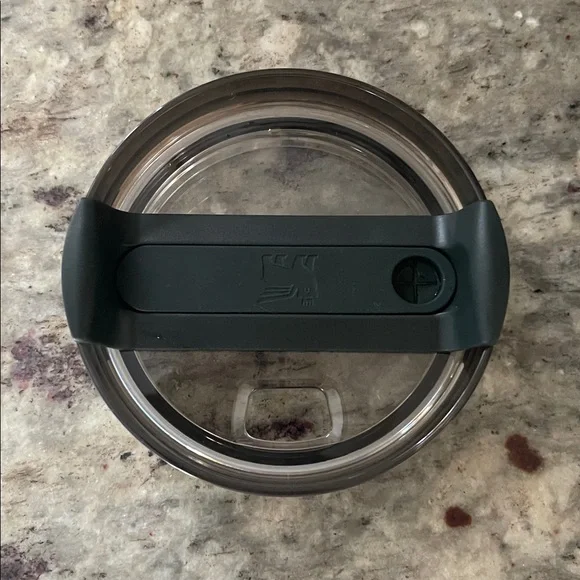 Stanley Dark Green 40 oz Travel Mug with Straw - Picture 6 of 6